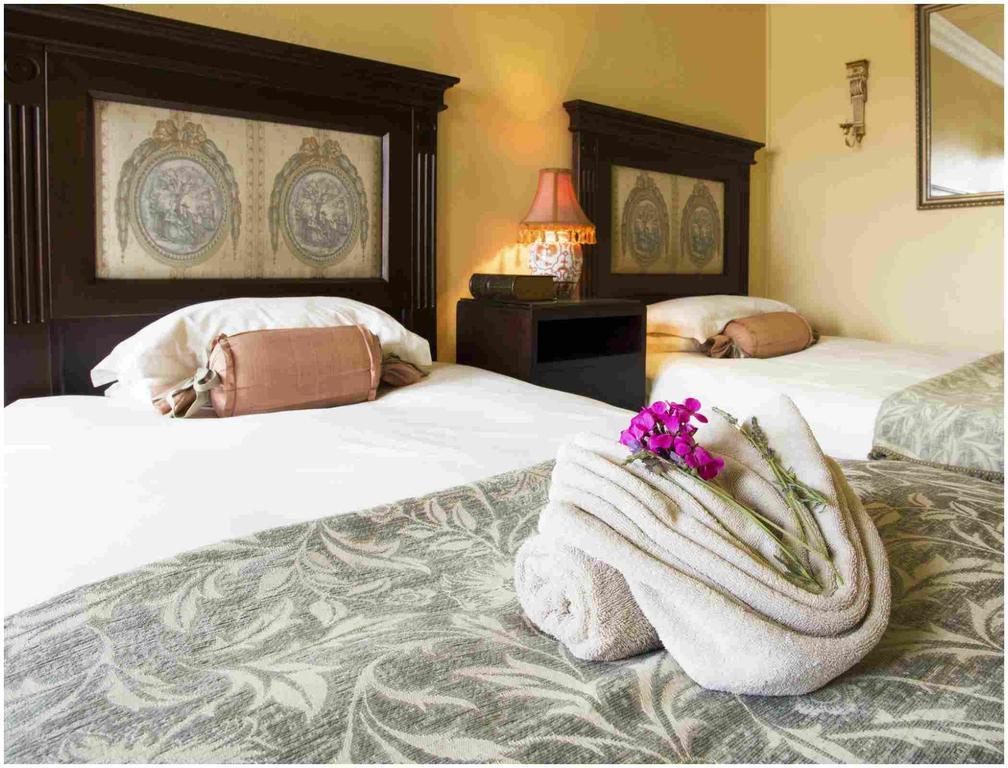 De Ark Guest House ไลเดนเบิร์ก ภายนอก รูปภาพ